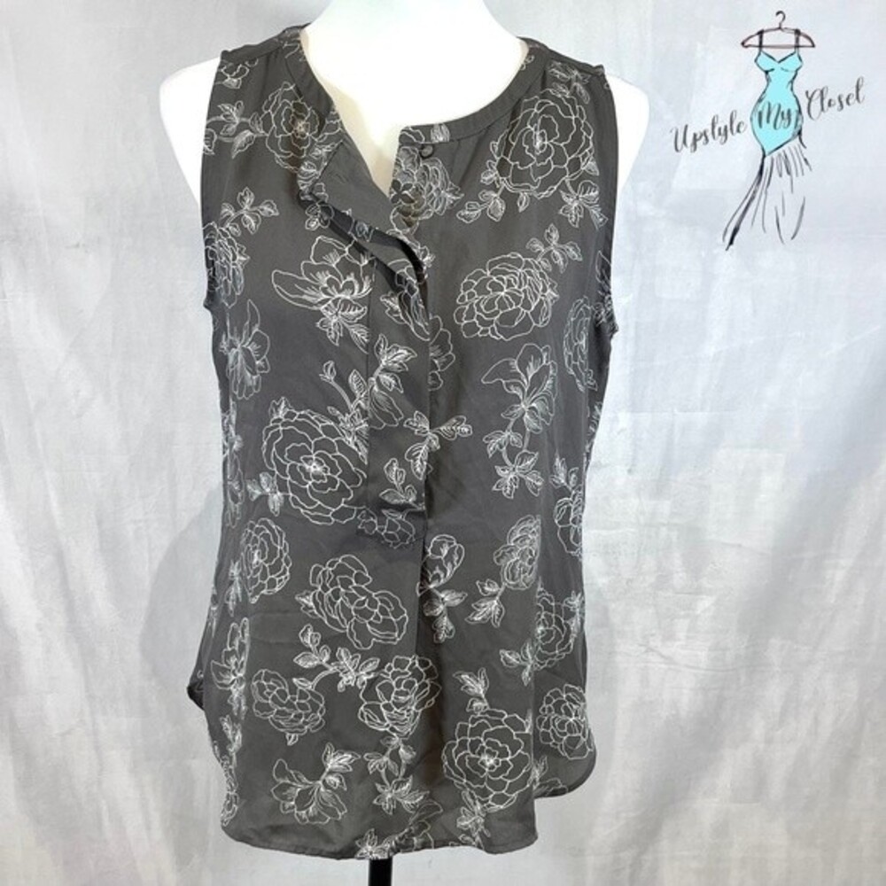 Loft gray and white floral print Henley top size small